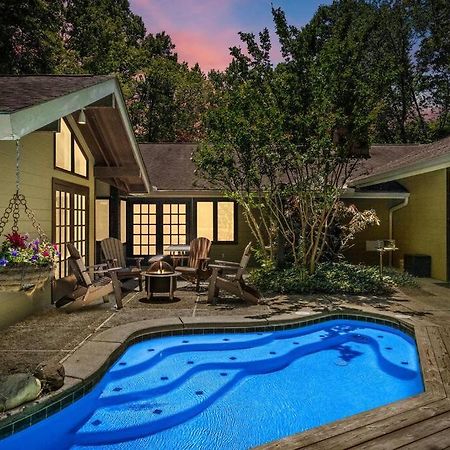 Bourbon Hollow Lodge With Hot Tub And Pool Plus Game Room Only 5 Min To Downtown Gatlinburg Exterior foto
