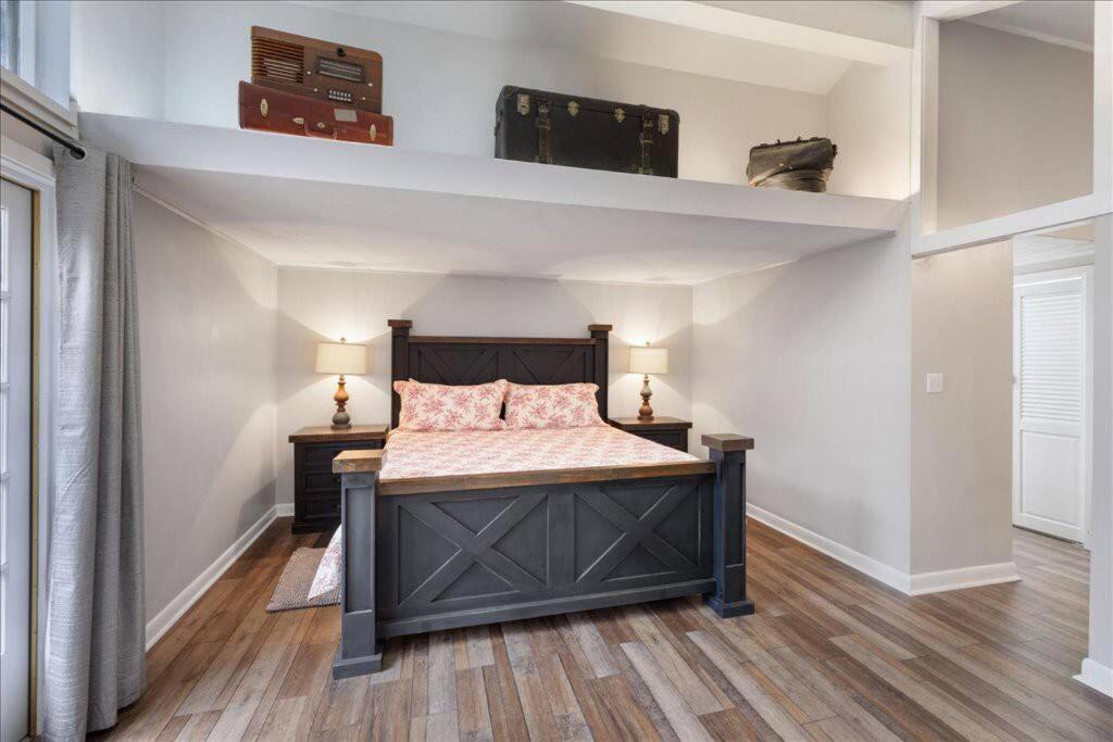 Bourbon Hollow Lodge With Hot Tub And Pool Plus Game Room Only 5 Min To Downtown Gatlinburg Exterior foto