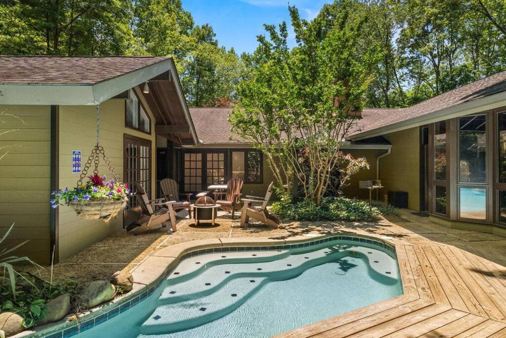 Bourbon Hollow Lodge With Hot Tub And Pool Plus Game Room Only 5 Min To Downtown Gatlinburg Exterior foto