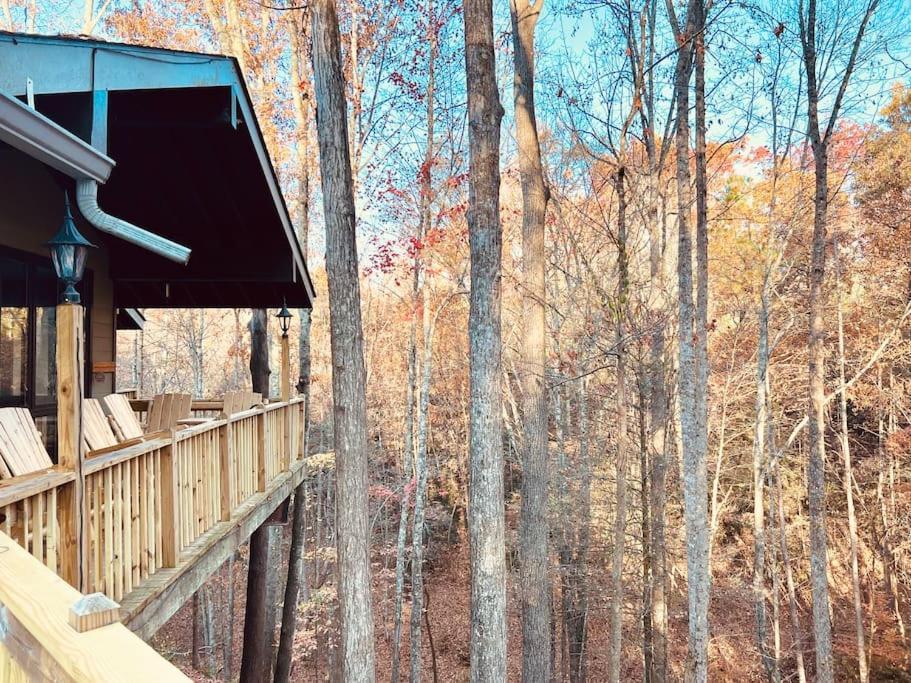Bourbon Hollow Lodge With Hot Tub And Pool Plus Game Room Only 5 Min To Downtown Gatlinburg Exterior foto